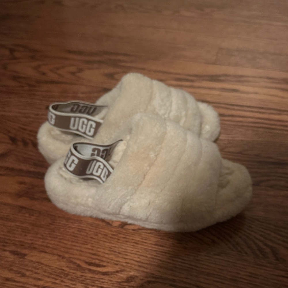 UGG Cream Fluffy Slides